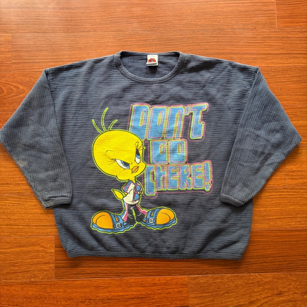 Vintage 1997 Looney Tunes Tweety Bird Sweatshirt L/XL Navy Blue Waffle Knit 90s